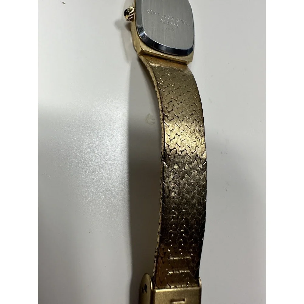 Geneva Gold Nugget Ladies Watch Stainless Steel FLG‎ Clasp 220566 Needs Battery
